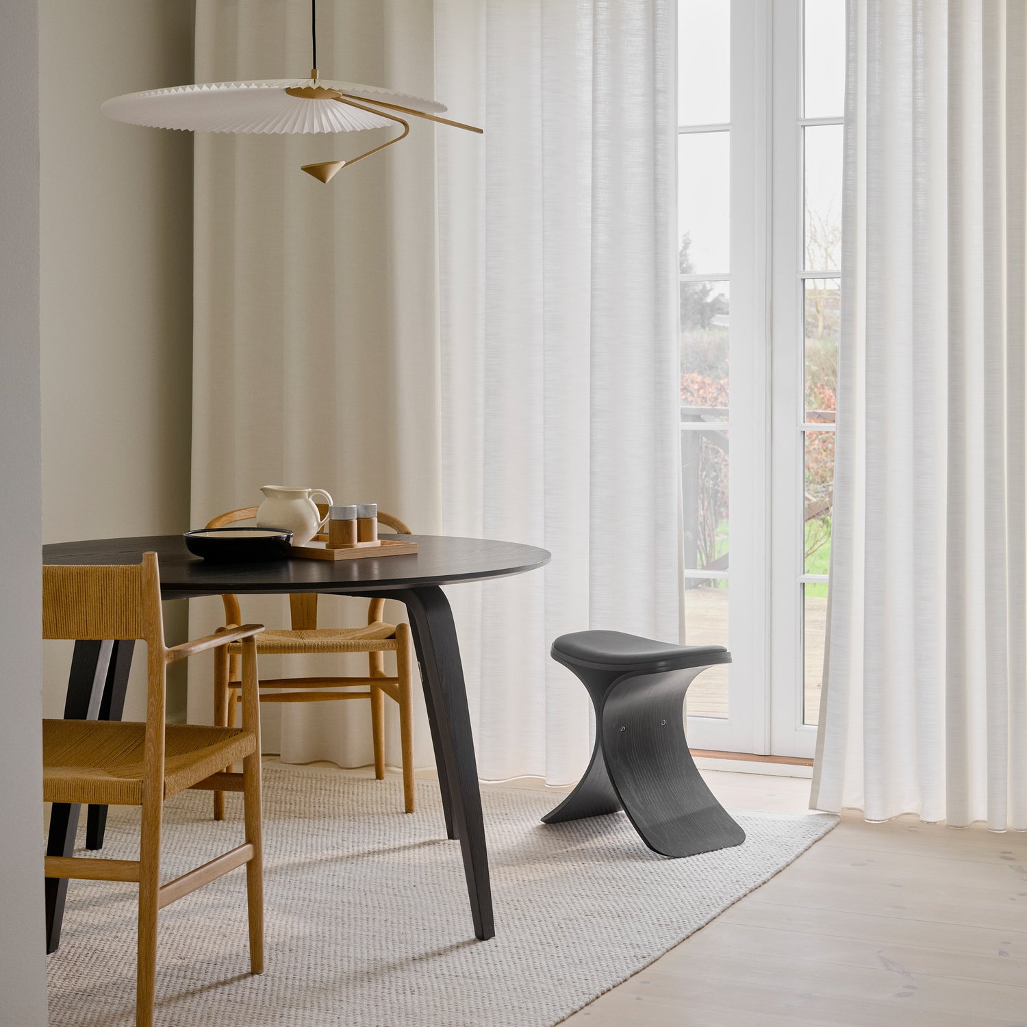 Luno skammel sort eg/ sort læder