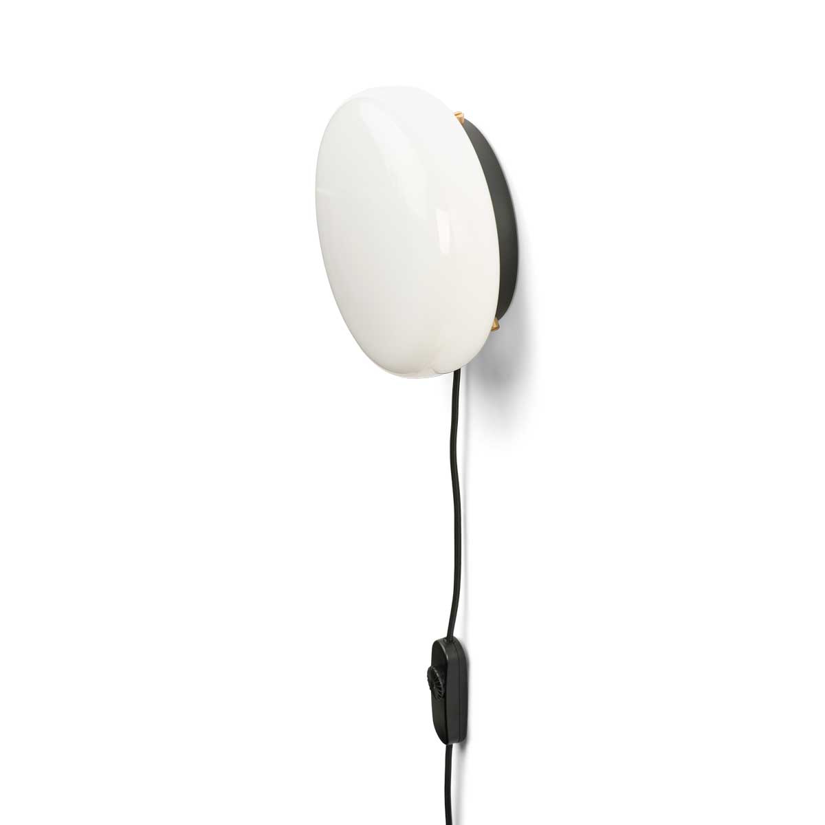 Opa væglampe opal glas / sort