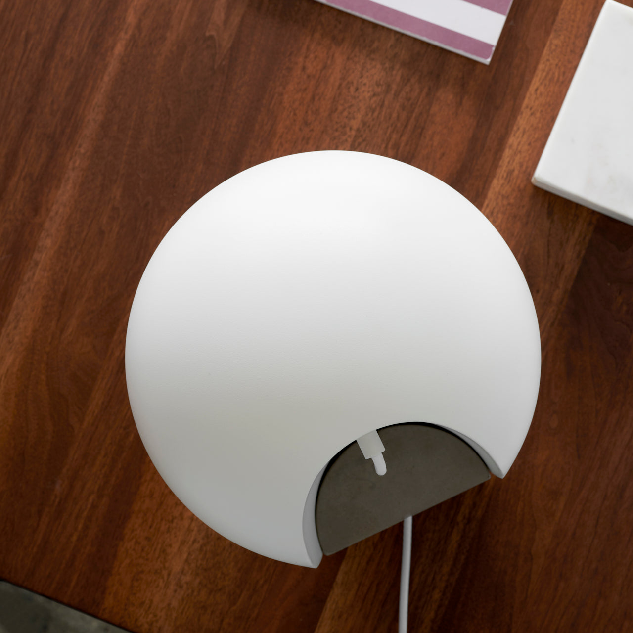 Leery bordlampe hvid
