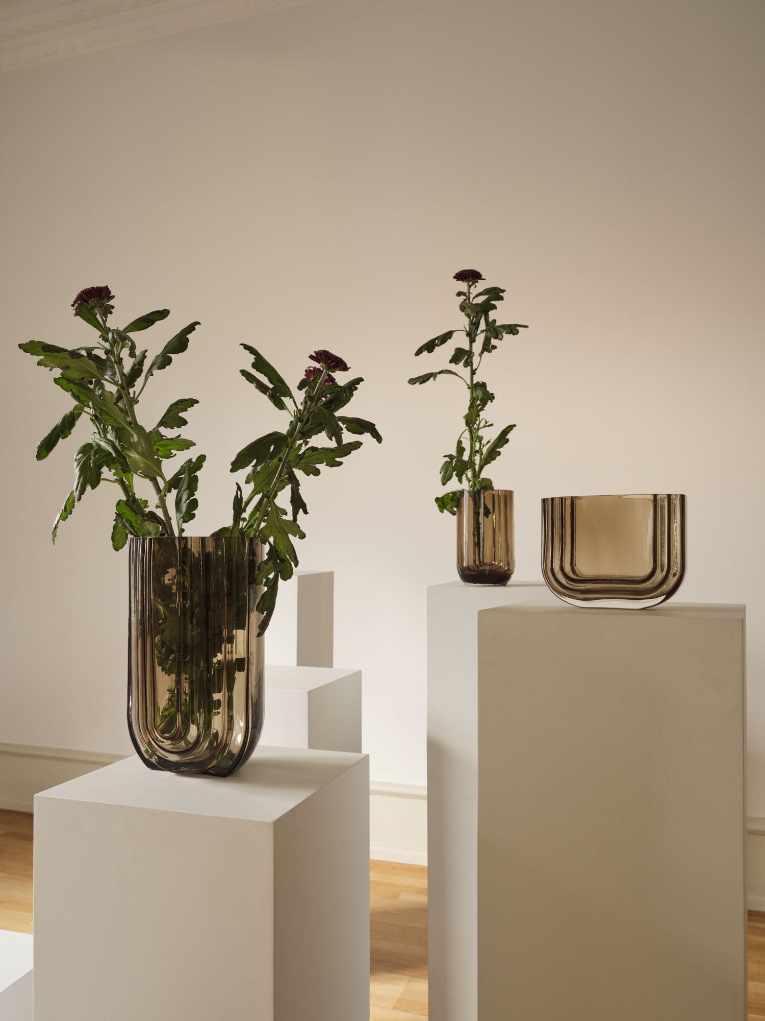 Vima vase oval røget