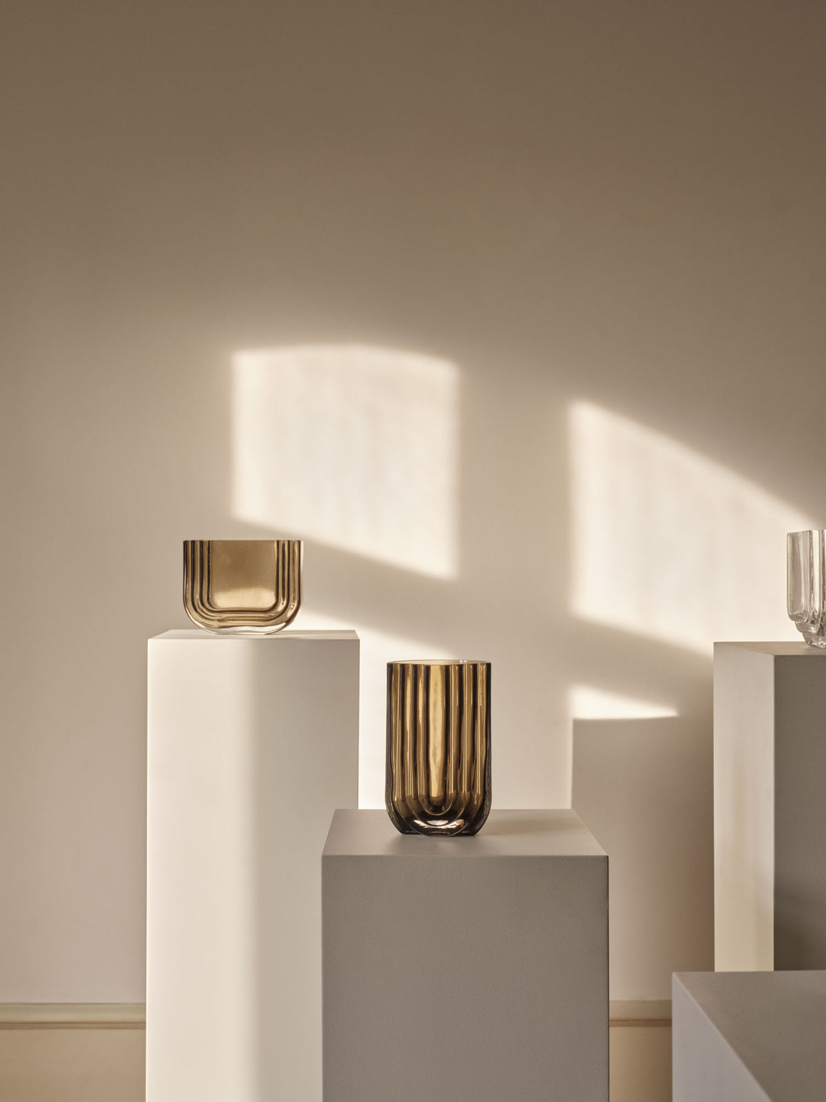 Vima vase oval røget