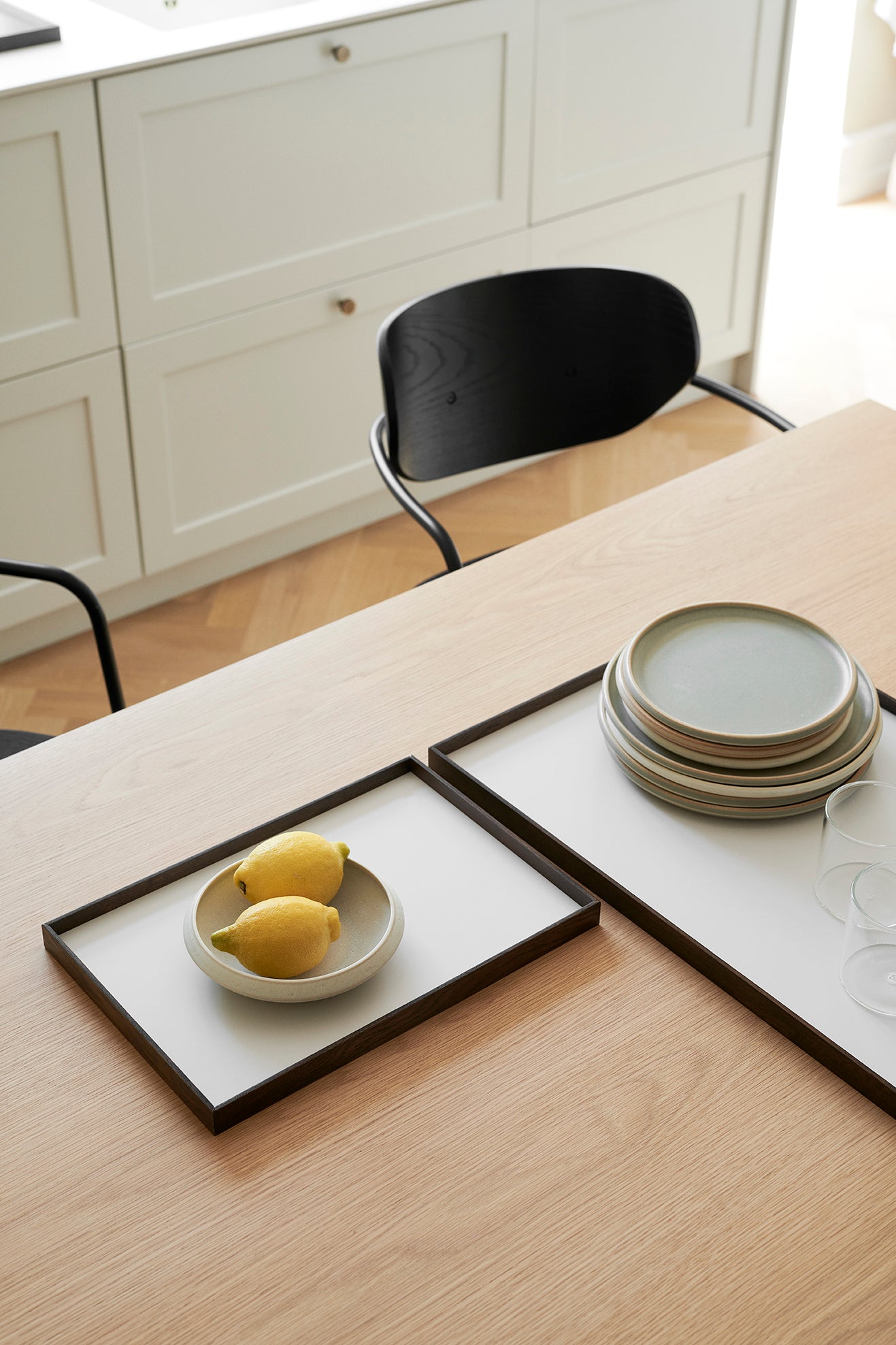 Frame bakke stor røget eg/ beige
