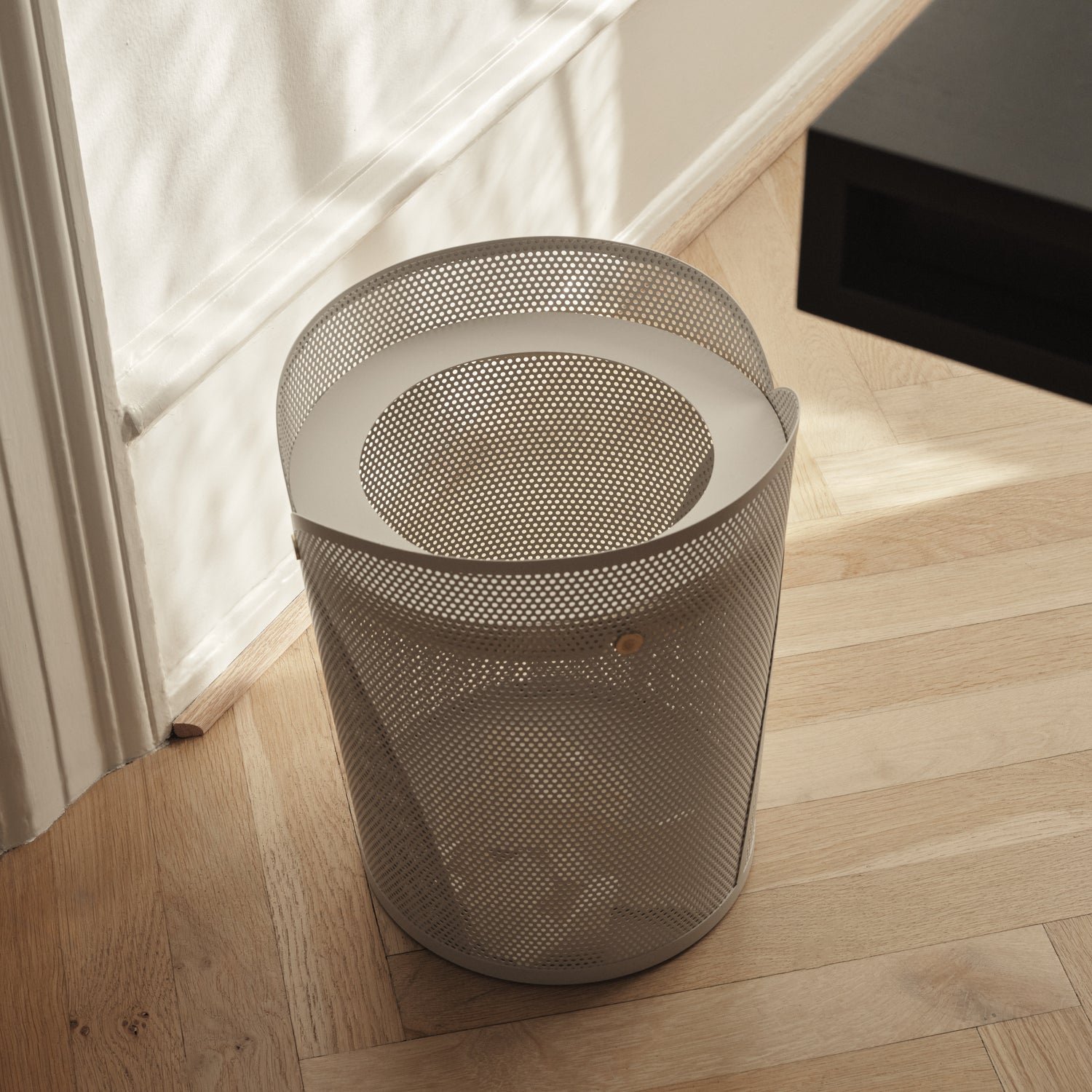 Oya papirkurv varm grå