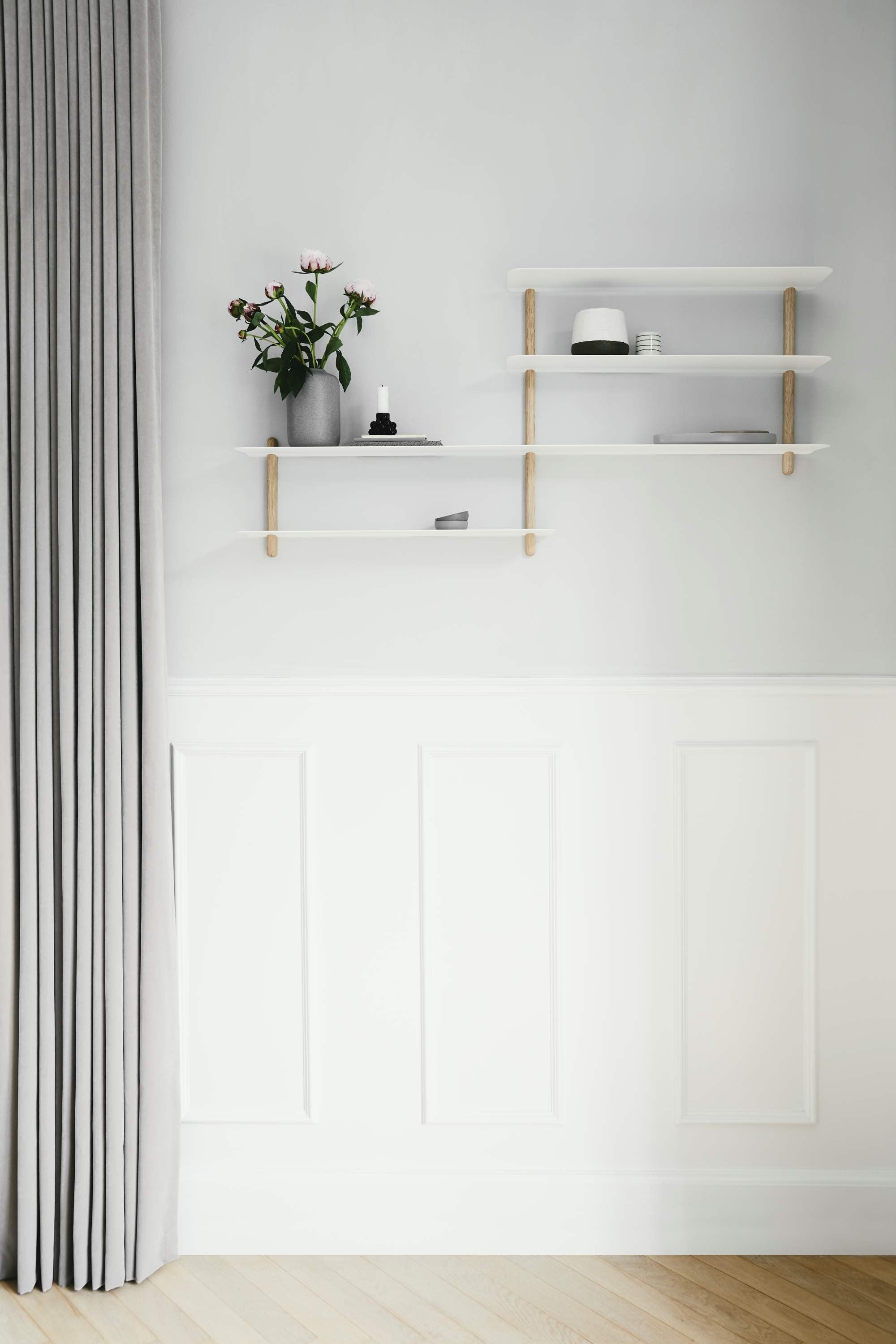 Nivo hylde B lys eg/ hvid