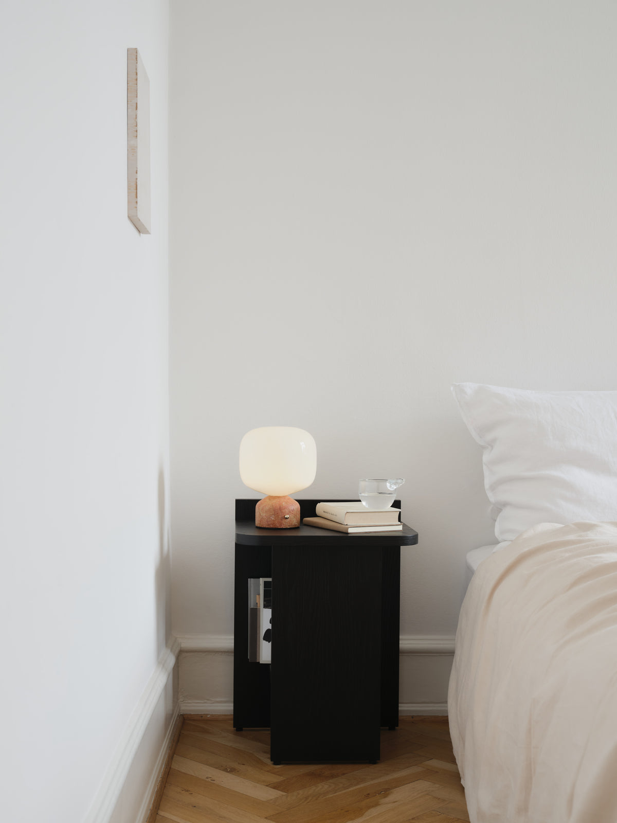 Meemo portable bordlampe gyldenrød marmor