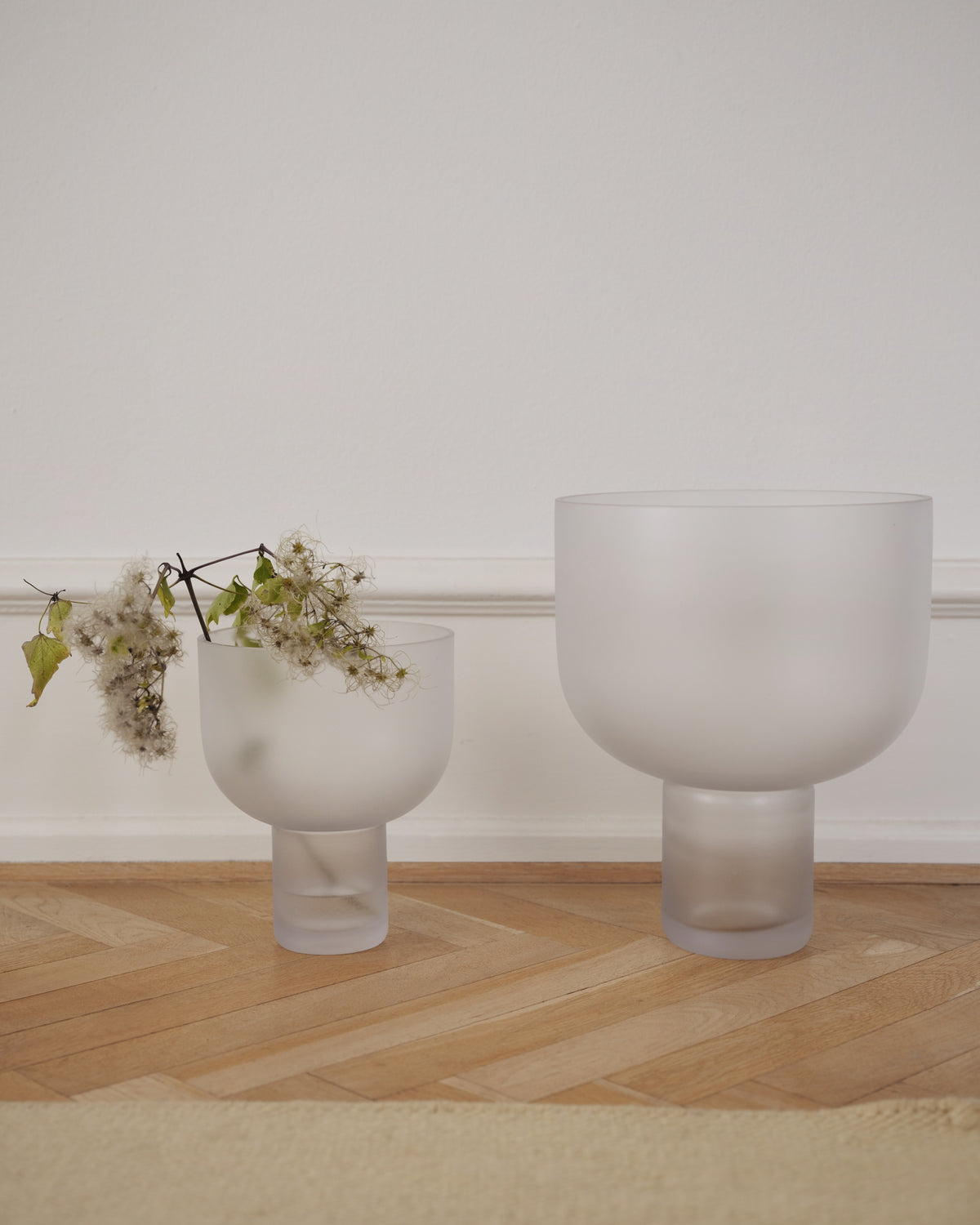 Nebl vase frostet medium